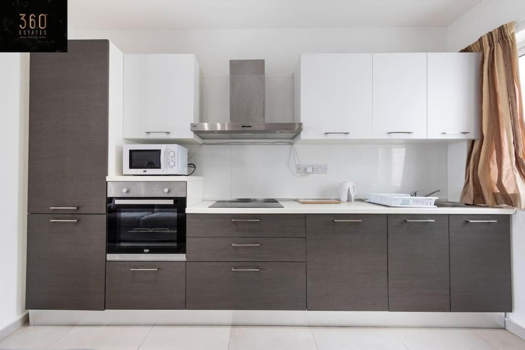 Spacious, Beautiful Central Penthouse With Bbq By 360 Estates Pietà Exterior foto