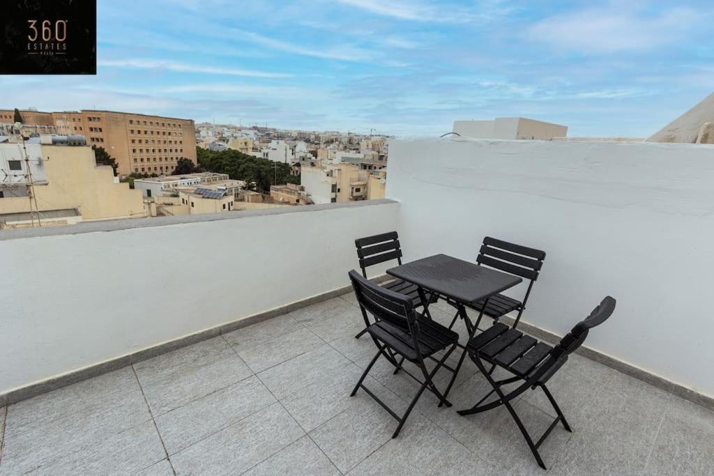 Spacious, Beautiful Central Penthouse With Bbq By 360 Estates Pietà Exterior foto